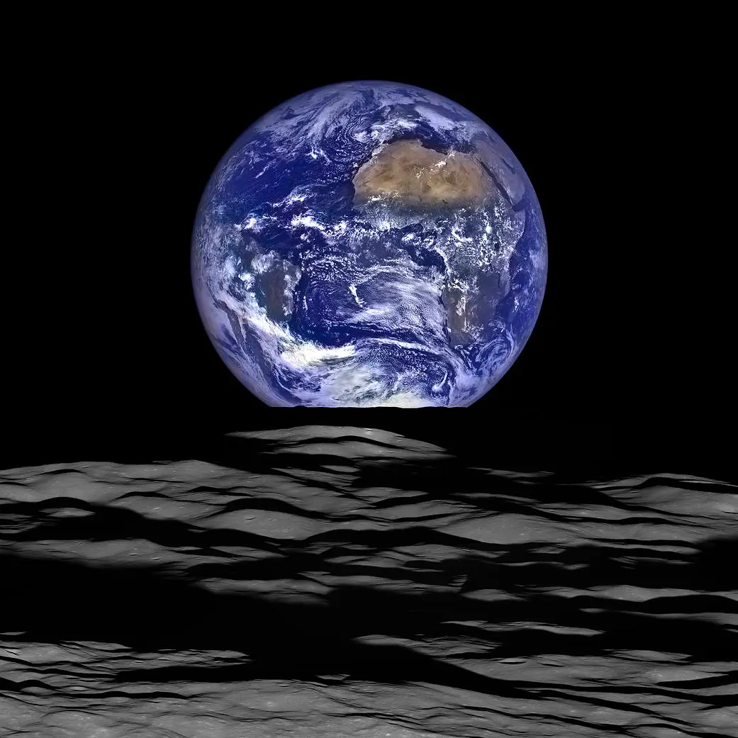 NASA「NASAが高解像度の地球の出の画像を公開」のサムネイル画像