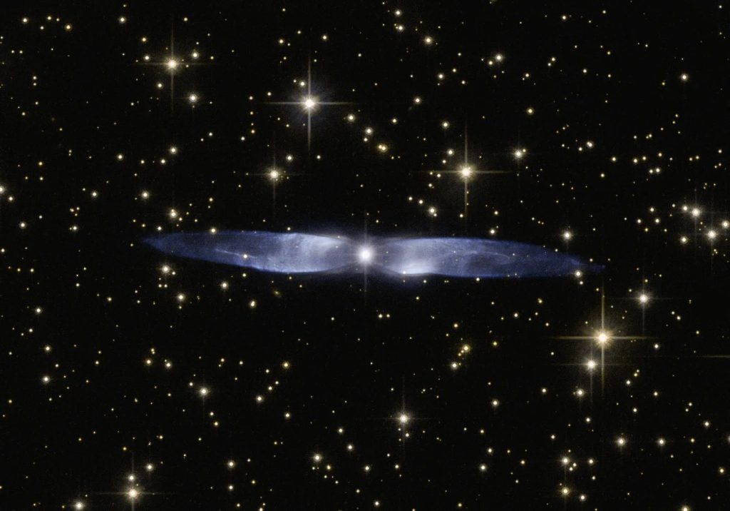 NASA「幻想的な青い翼」のサムネイル画像